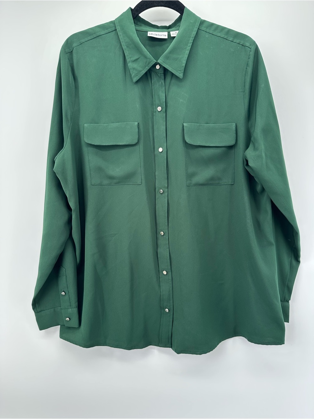 Liz Claiborne Emerald Green Button-Down Blouse. Long sleeve. Size XL